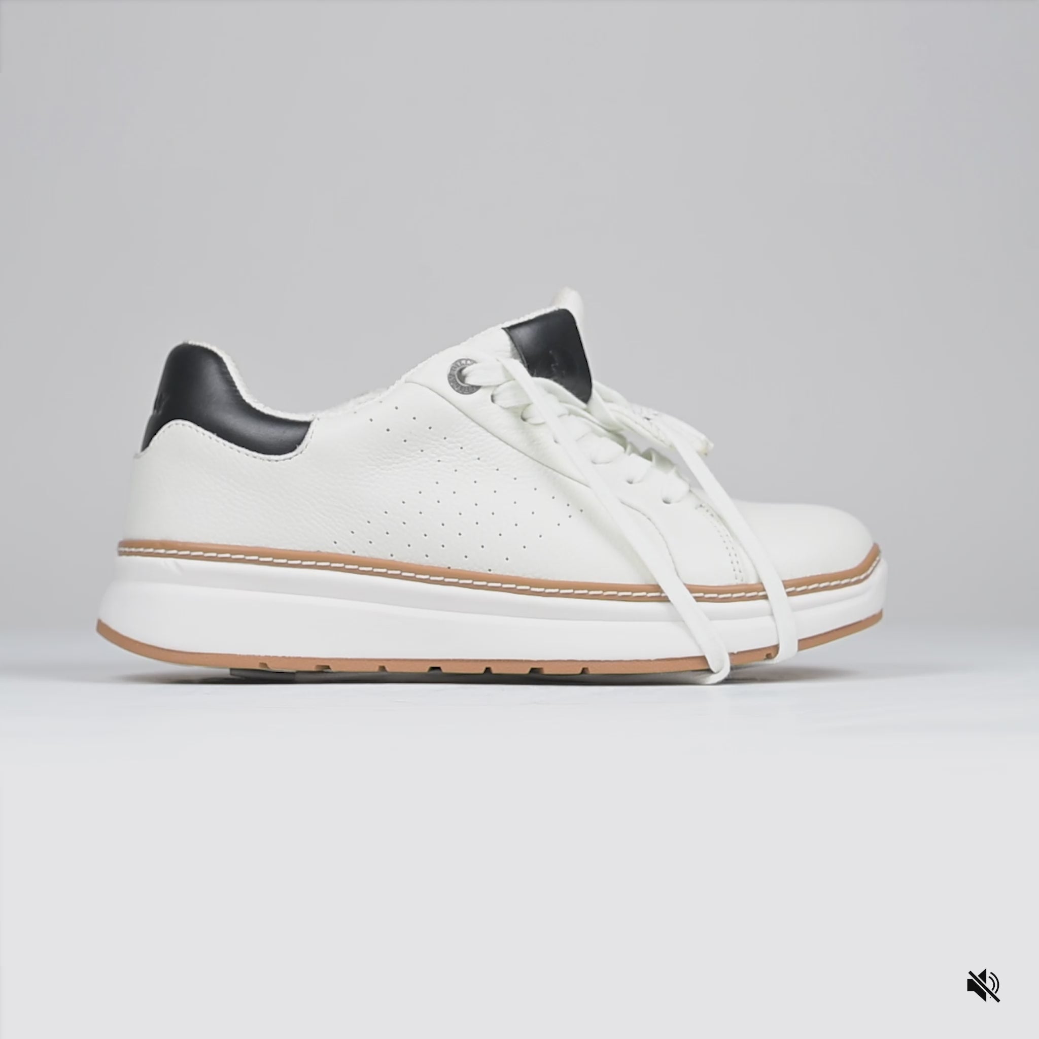 (取寄) ビリー フットウェア レディース コンフォート ラグゼ BILLY Footwear women Comfort Luxe White Leather Women's White Leather BILLY Comfort Luxe – BILLY Footwear