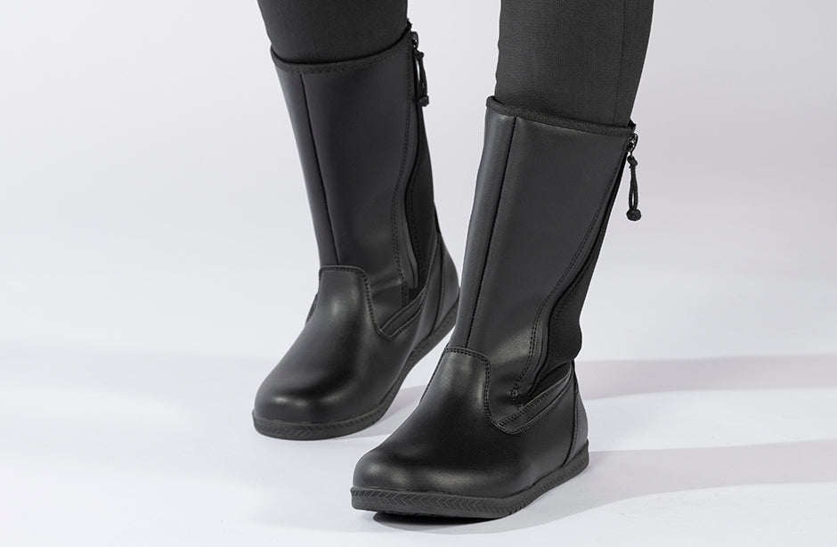 Black Rain Boots, zipper shoes, like velcro, that are adaptive, accessible, inclusive and use universal design to accommodate an afo. BILLY Footwear is medium and wide width, M, D and EEE, are comfortable, and come in toddler, kids, mens, and womens sizing.